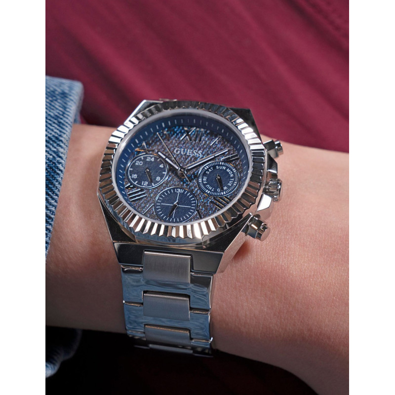 Guess GW0769L1 Guess GW0769L1