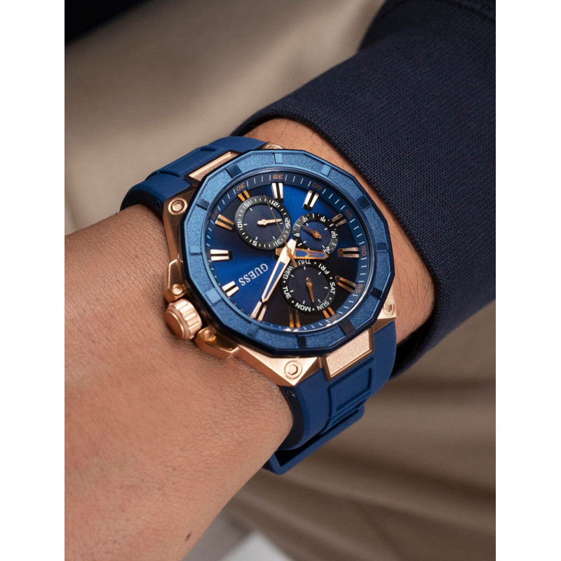 Guess GW0803G2 