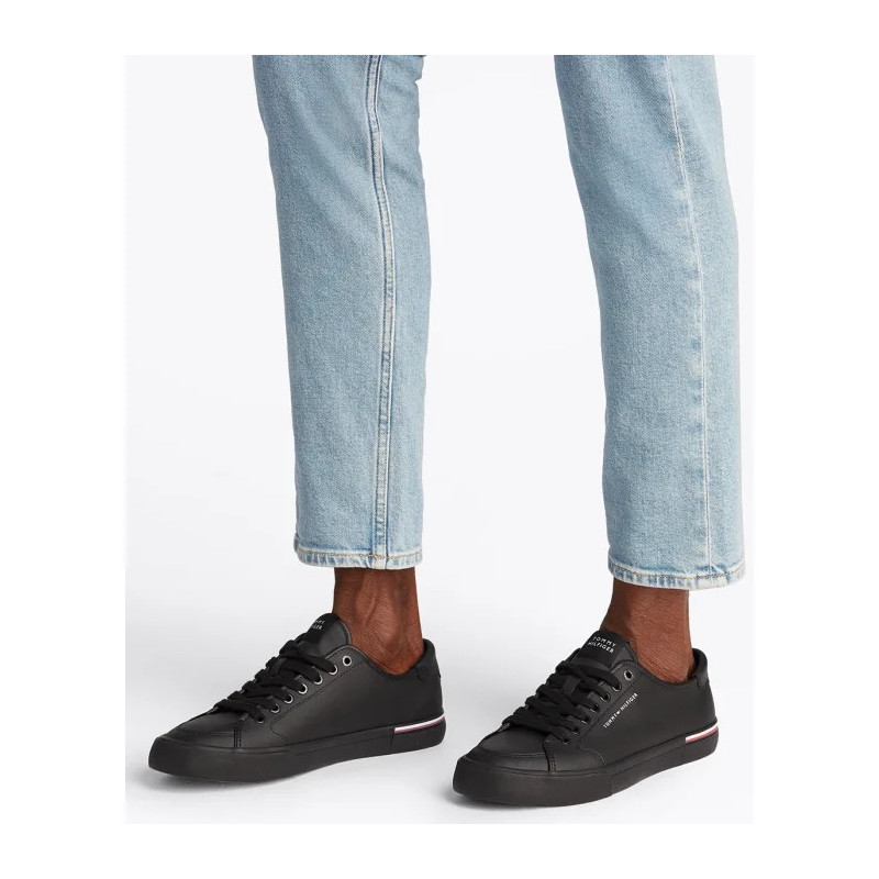 Tommy Hilfiger Core Corporate Vulc Leather Black FM0FM05399 BDS (TH1255-b) sportiniai bateliai 