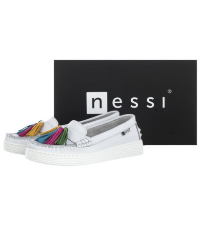 Nessi Białe Licowe 18309 1 (NE112-a) batai