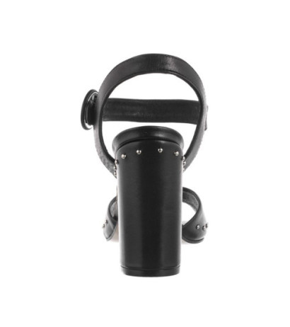 Carinii Czarne B4998/P-E50-000-000-C00 (CI430-a) sandalai