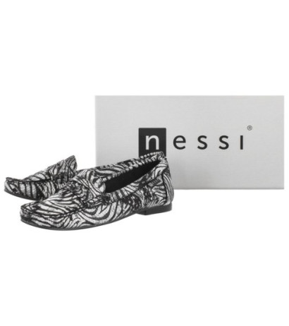 Nessi Czarne 21037 ZB (NE217-a) batai