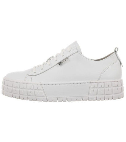 Nessi Białe 21073_ (NE233-a) batai