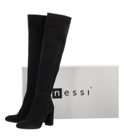 Nessi Czarne 73205 19 (NE295-a) bateliai