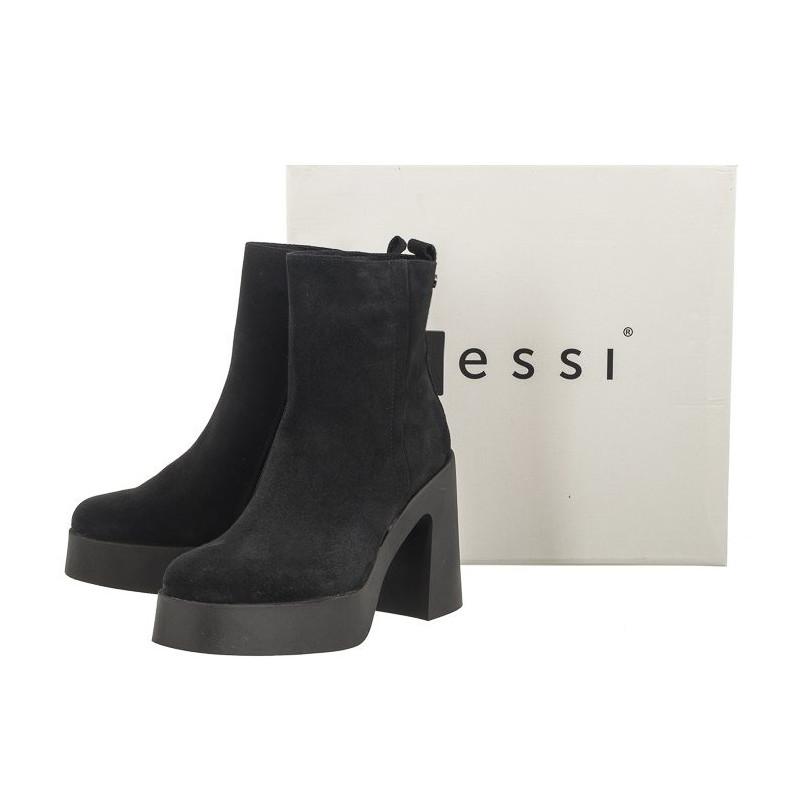Nessi Czarne 23518 (NE347-a) bateliai