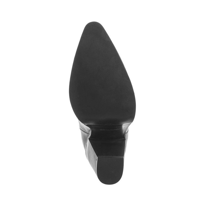 Carinii Czarne B5973_-E50-000-000-E28 (CI747-a) bateliai