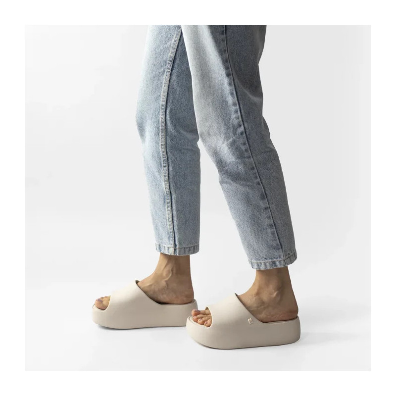 Melissa Free Platform Slide AD 35859/AS384 Beige (ML295-a) Moteriški batai/šlepetės