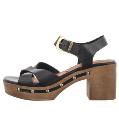 Carinii Czarne B9623__-F56-000-000-F81 (CI772-a) sandalai