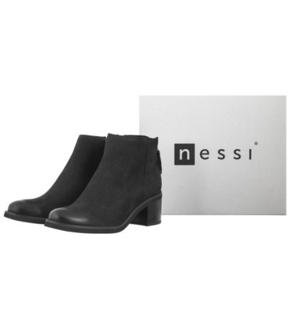 Nessi Czarne 18447 9 (NE399-a) bateliai
