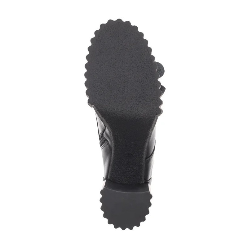 Carinii Czarne B9794__-E50-000-000-F10 (CI781-a) bateliai