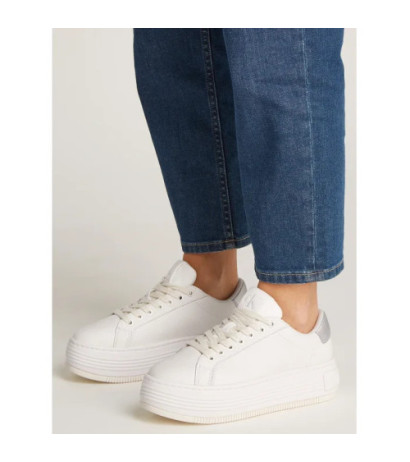 Calvin Klein Bold Flatf Low Mix Ohb Bright White/Creamy White/Silver YW0YW01632 0LC (CK602-a) bateliai