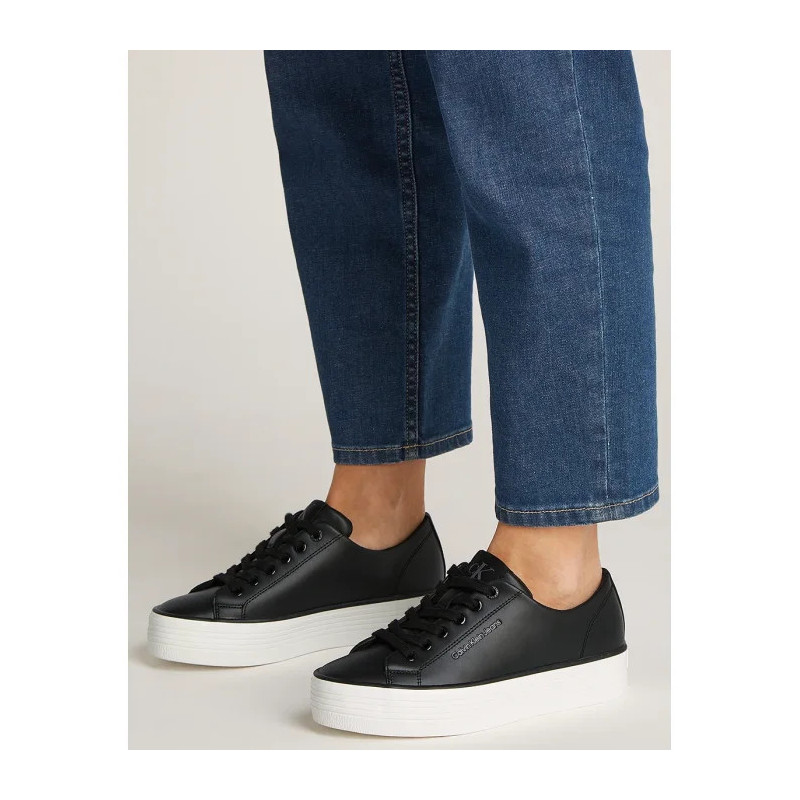 Calvin Klein Bold Vulc Flatf Low Lth In Black/Bright White YW0YW01633 0GM (CK604-b) bateliai