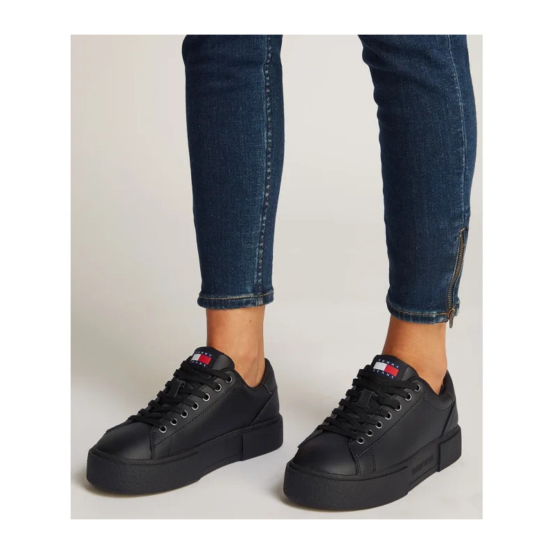 Tommy Hilfiger (New) Tjw Flatform Sneaker Black EN0EN02698 BDS (TH1228-a) batai