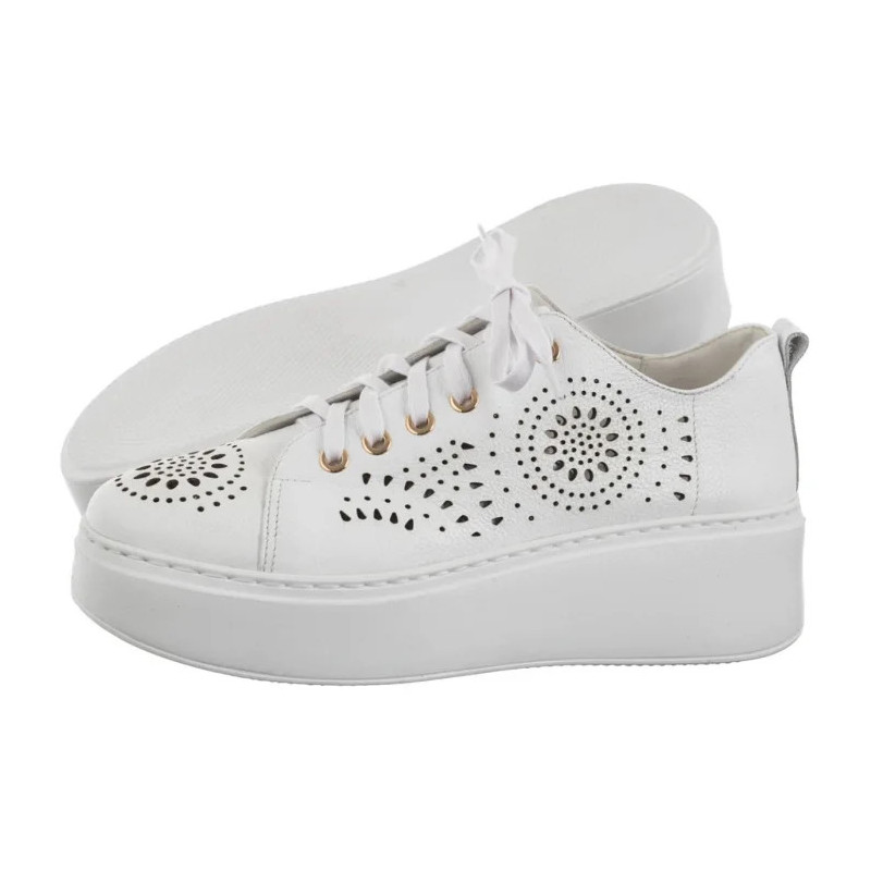 Nepeke Cela White (NP21-a) bateliai