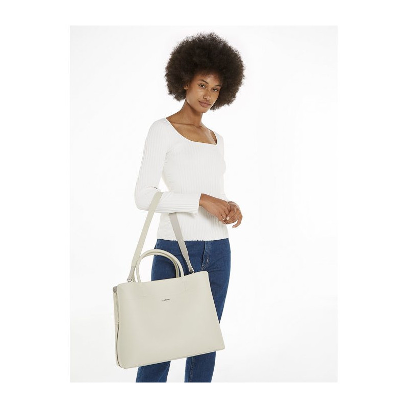 Calvin Klein Business Large Tote Saffiano DK Ecru/Sand Pebble K60K611674 PC4 (CK450-a) rankinė
