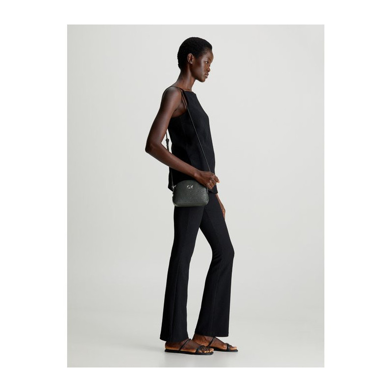 Calvin Klein CK Daily Small Dome_Epi Mono Black/Epi Mono K60K611882 0GJ (CK480-b) rankinė