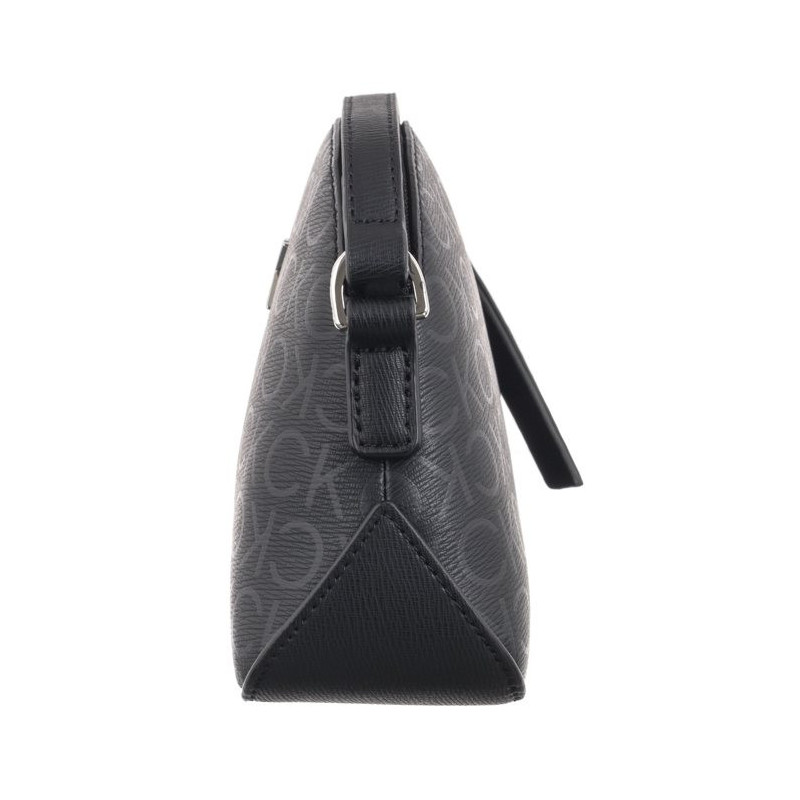 Calvin Klein CK Daily Small Dome_Epi Mono Black/Epi Mono K60K611882 0GJ (CK480-b) rankinė