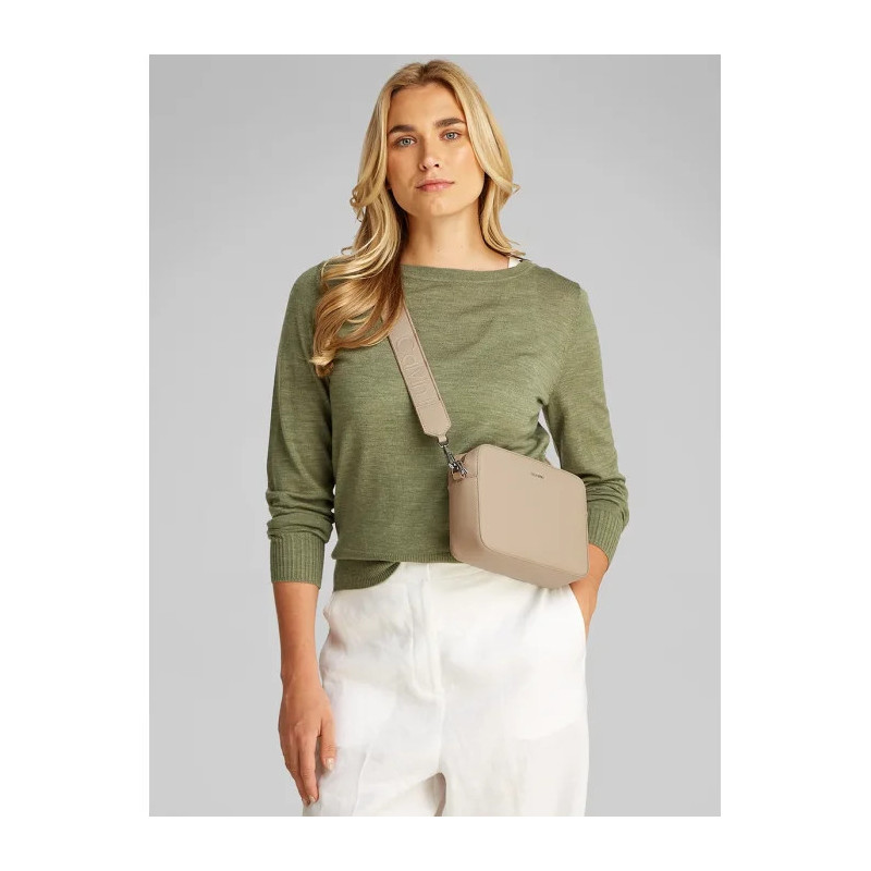 Calvin Klein CK Must Small Camera Bag Crockery K60K613145 W75 (CK631-a) rankinė