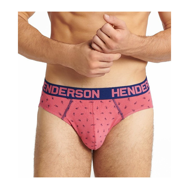 Henderson kelnaitės