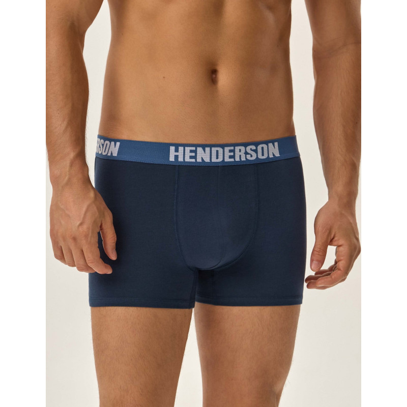 Henderson kelnaitės