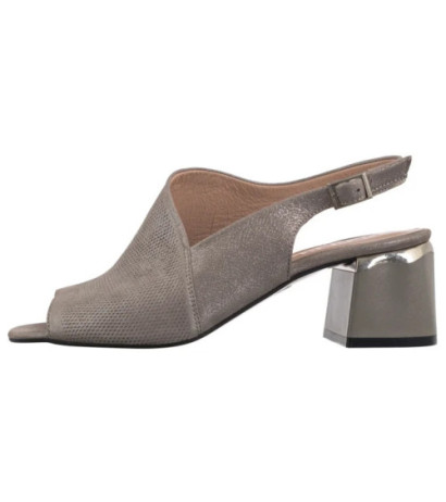 Nepeke Gina R25 z-52 tb821 (NP47-a) bateliai