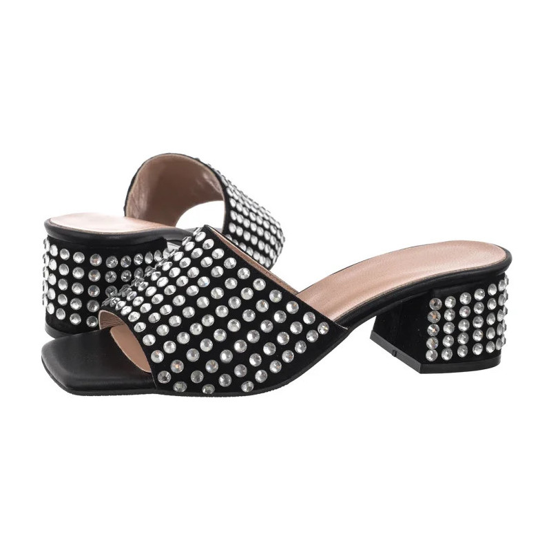 Nepeke Amin 033 (NP51-a) bateliai