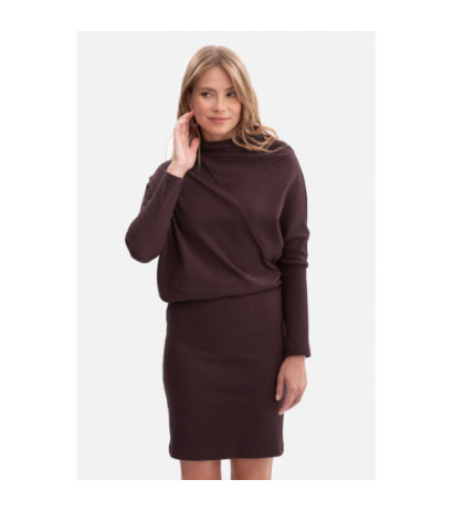 B309 Sukienka bluzowana z dzianiny prążkowanej - gorzka czekolada