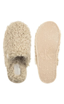 Calvin Klein Close Slipper Fur Marshmallow YW0YW01975 YAL (CK701-a) Moteriški batai/šlepetės