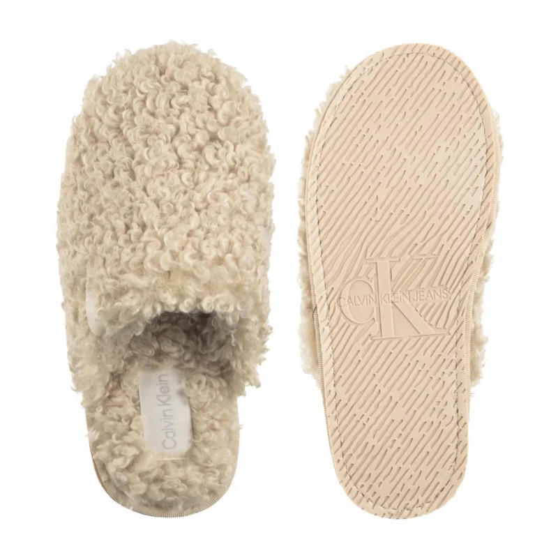 Calvin Klein Close Slipper Fur Marshmallow YW0YW01975 YAL (CK701-a) Moteriški batai/šlepetės