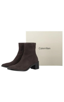 Calvin Klein Block Heel Zip Boot Sue Chocolate Brown HW0HW02592 GBW (CK702-a) batai