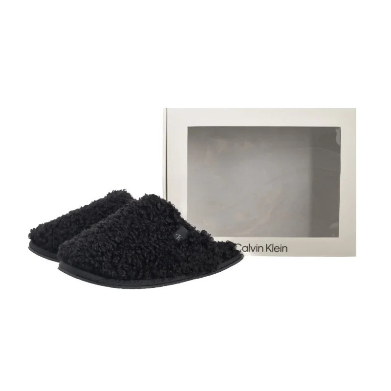Calvin Klein Close Slipper Fur Marshmallow YW0YW01975 YAL (CK701-b) Moteriški batai/šlepetės