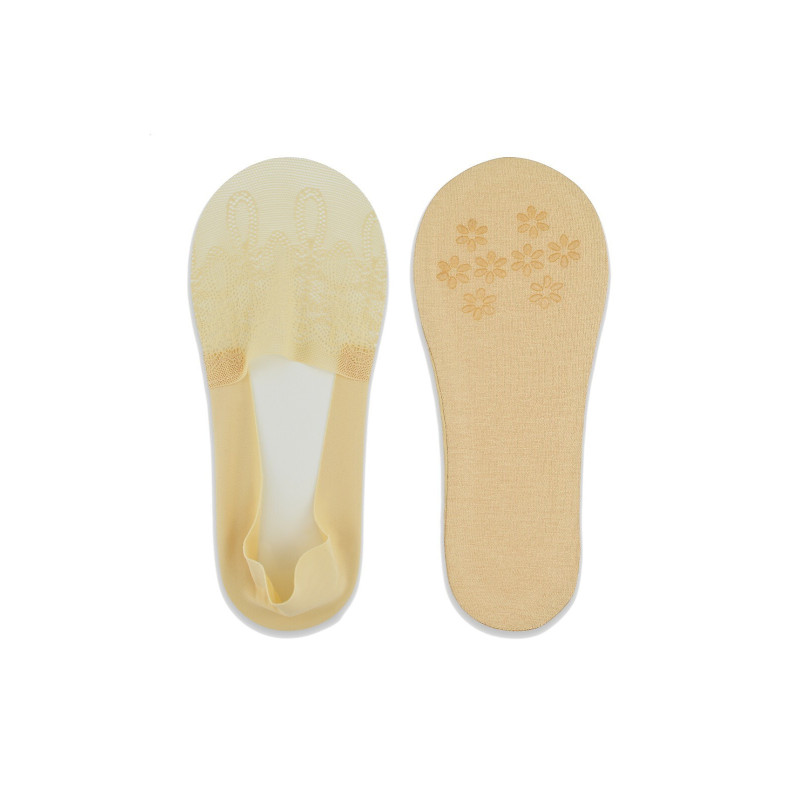 Noviti kojinės iki kauliukų