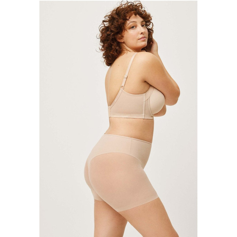 Ysabel Mora liekninančios kelnaitės