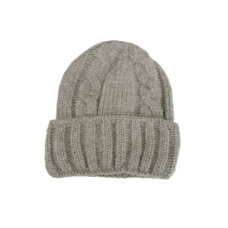 P&M Clothing kepurė