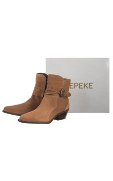 Nepeke Esed Castanho (NP63-a) batai