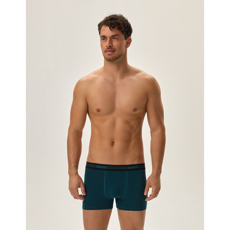 Henderson kelnaitės