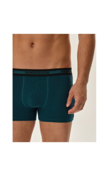 Henderson kelnaitės