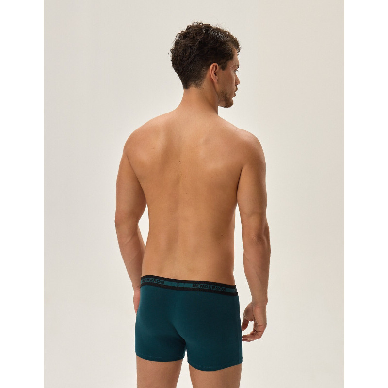 Henderson kelnaitės