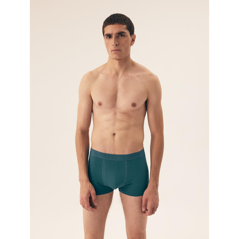 Henderson kelnaitės