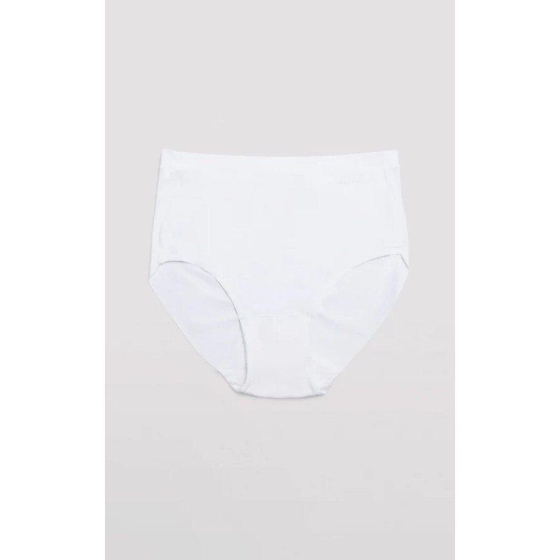 Ysabel Mora kelnaitės