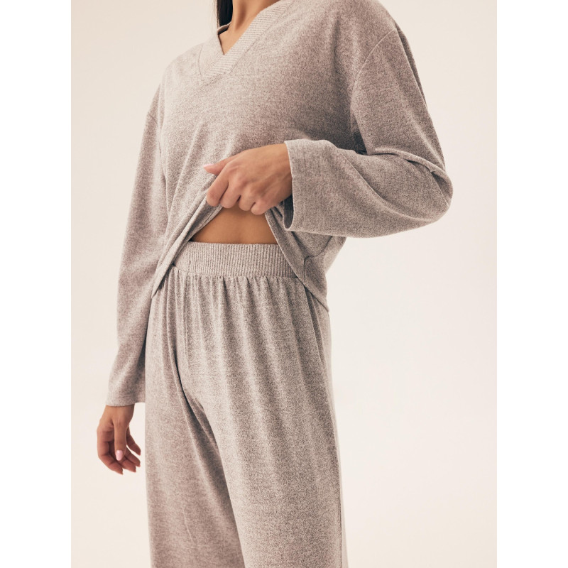 Henderson Ladies kostiumas