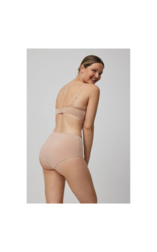 Ysabel Mora kelnaitės