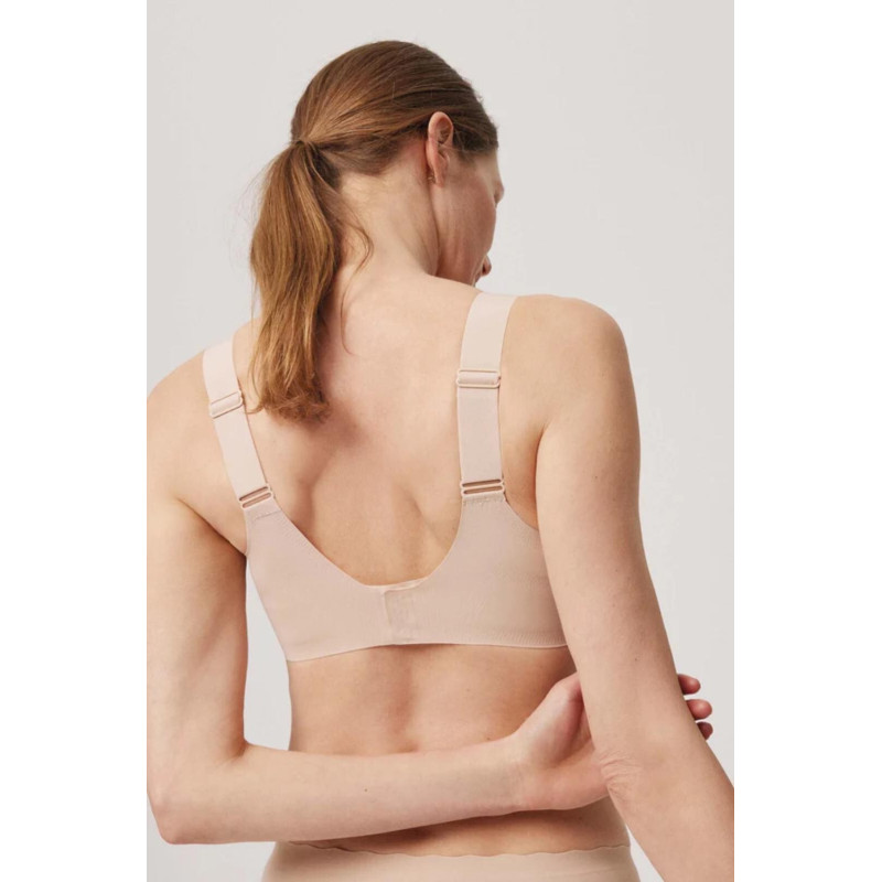 Ysabel Mora besiūlė palaidinė