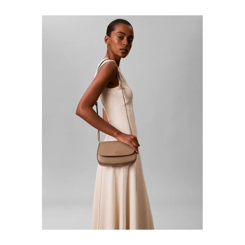 Calvin Klein CK Flap Camera Bag LV04F3421G VFU (CK724-b) rankinė