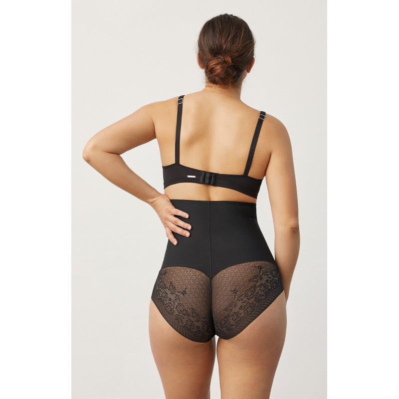 Ysabel Mora liekninančios kelnaitės