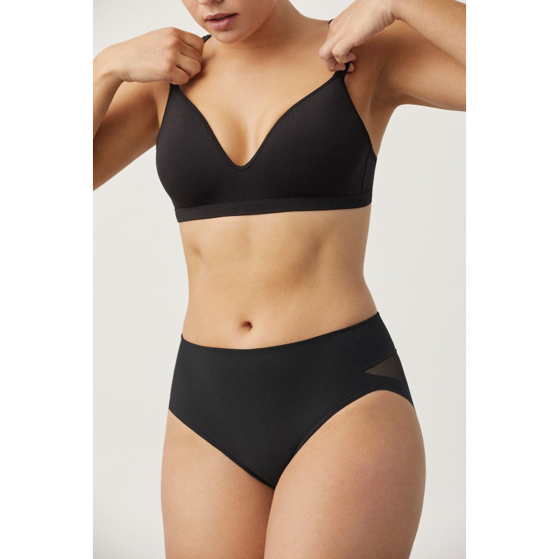 Ysabel Mora liekninančios kelnaitės