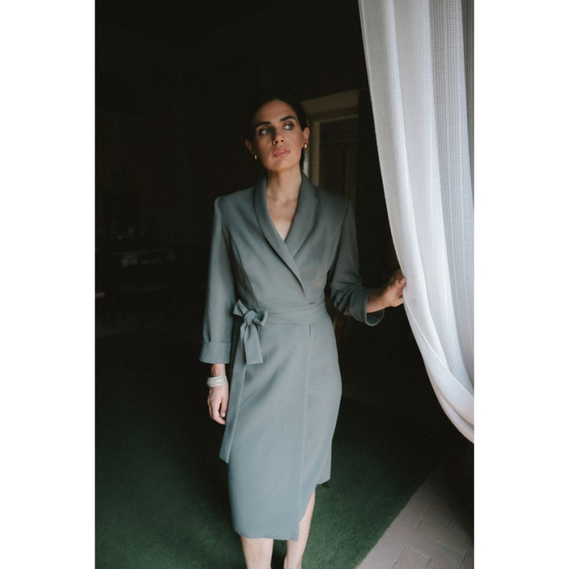 S415 Sukienka szmizjerka wiązana w talii - khaki