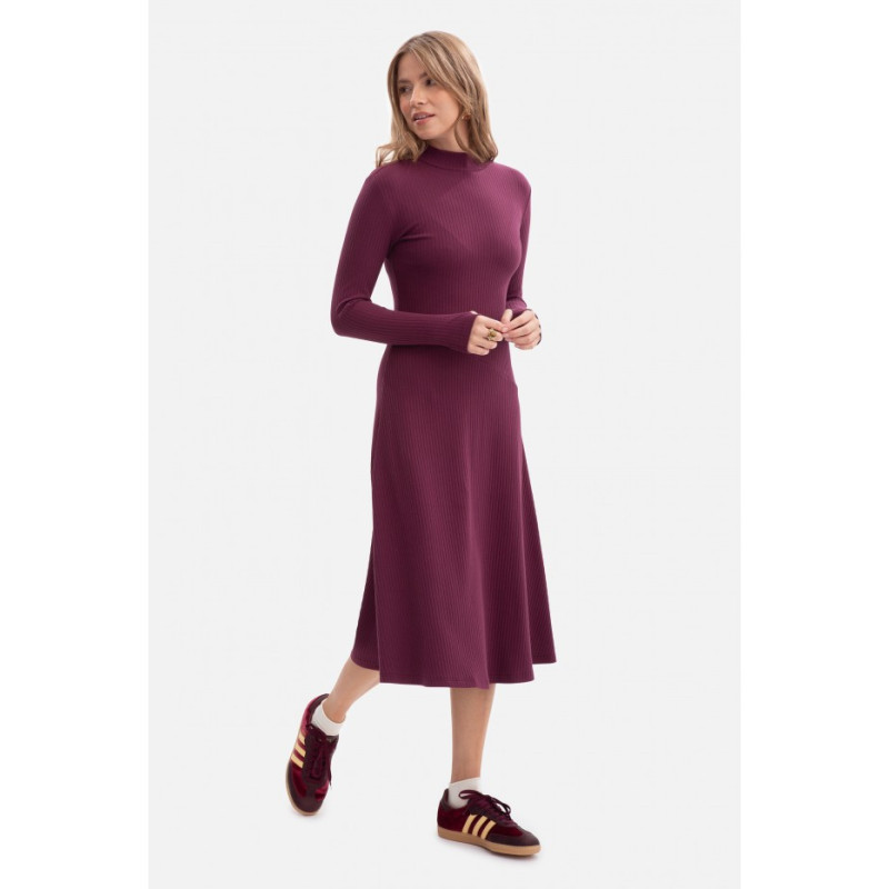 B299 Sukienka z dzianiny prążkowanej - śliwkowa