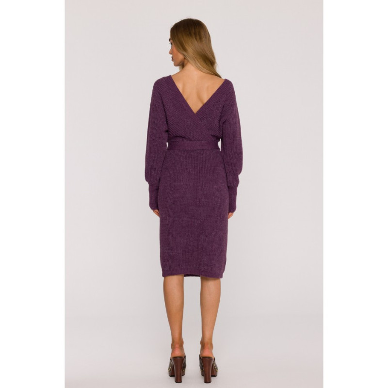 M810 Sukienka swetrowa z dekoltem kopertowym i paskiem - wrzosowa