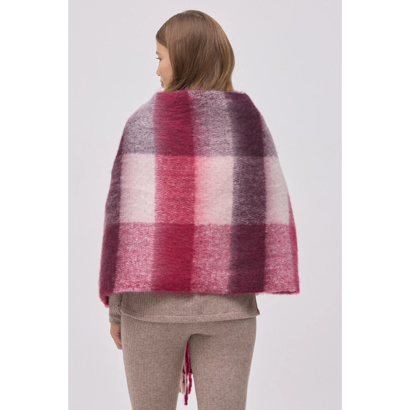 Ysabel Mora šalikas